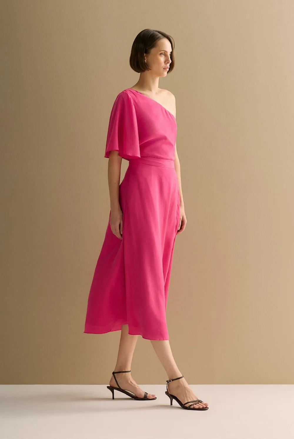 Shirts|T-shirts & Tops>Trenery Asymmetric Sleeve Draped Top Fuchsia