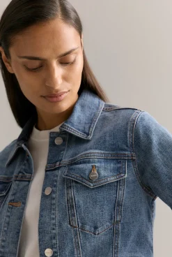 Outerwear|Denim & Jeans><noscript><img width=