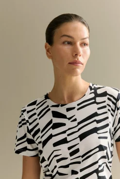 T-shirts & Tops>Trenery Australian Cotton Bold Geo T-shirt BlackMulti