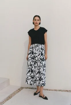 Skirts>Trenery Cotton Poplin Floral Pull On Skirt White