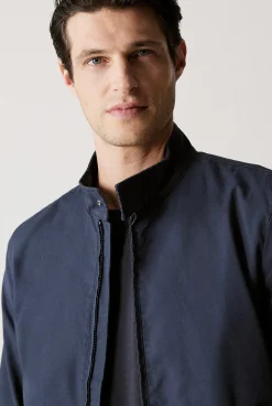 Outerwear><noscript><img width=