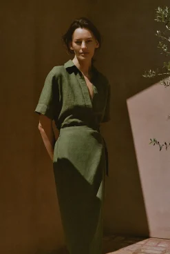 Shirts|Co-ord Sets>Trenery Delave Linen Short Sleeve Shirt Ivy