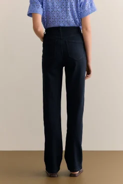 Pants><noscript><img width=
