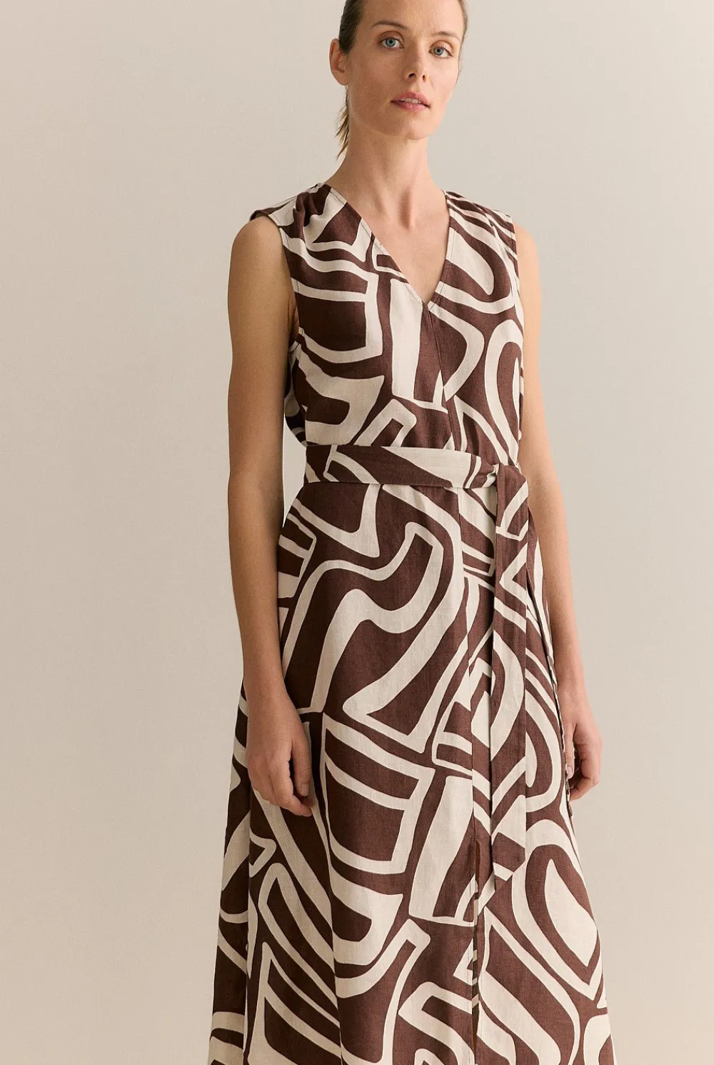 Dresses|Occasion Dresses & Outfits>Trenery Kai Linen Split Front Sleeveless Dress Chocolate