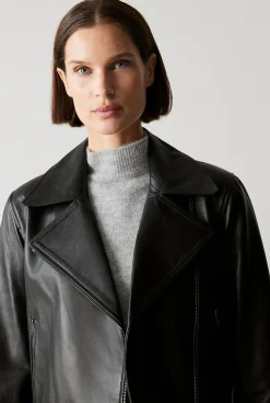 Outerwear><noscript><img width=