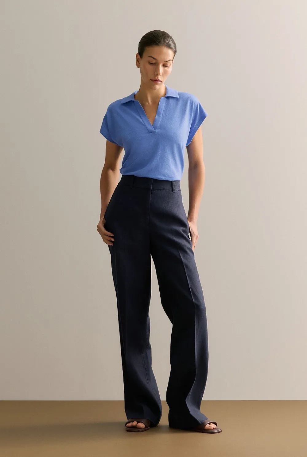 T-shirts & Tops>Trenery Linen Cotton V Neck Polo WedgewoodBlue