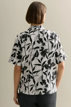 Shirts><noscript><img width=