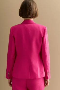 Outerwear><noscript><img width=