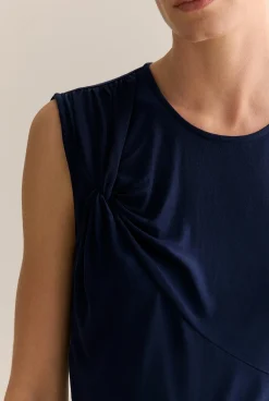 T-shirts & Tops><noscript><img width=