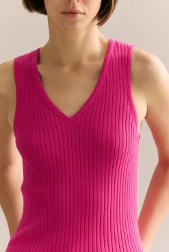 T-shirts & Tops><noscript><img width=