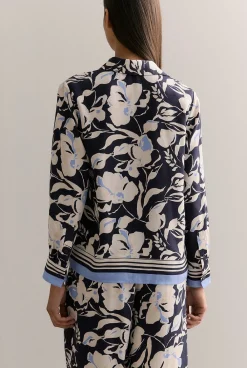 Shirts><noscript><img width=