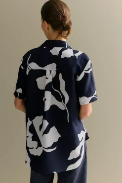 Shirts><noscript><img width=