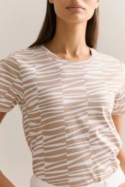T-shirts & Tops><noscript><img width=