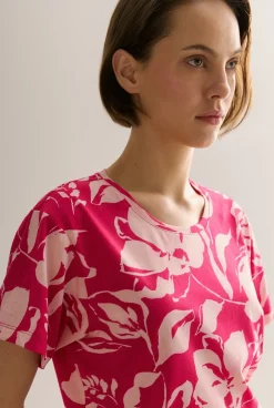 T-shirts & Tops>Trenery Pima Cotton Tonal Floral T-shirt Fuchsia