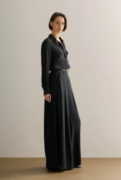 Pants><noscript><img width=