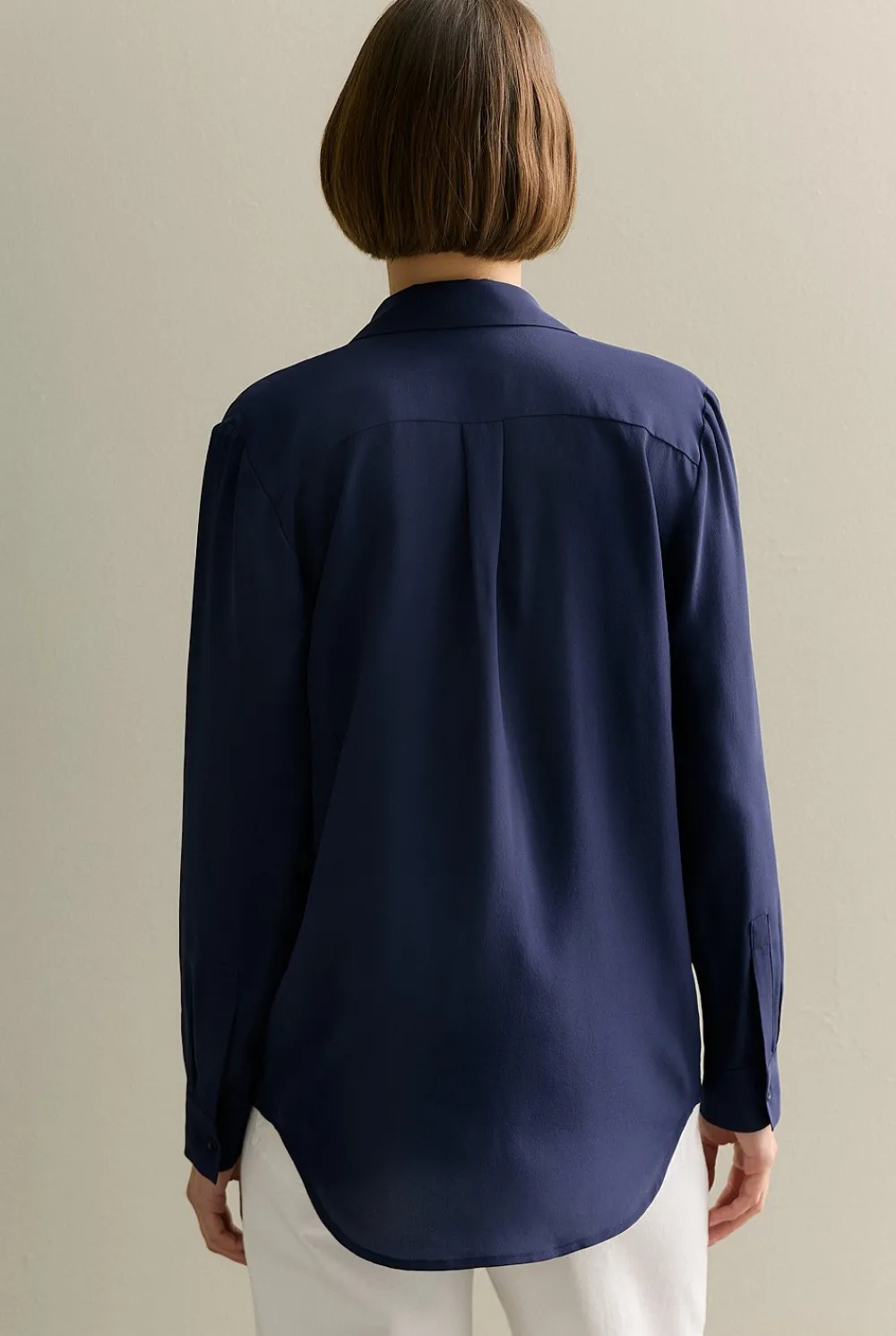 Shirts>Trenery Silk Concealed Placket Shirt Navy
