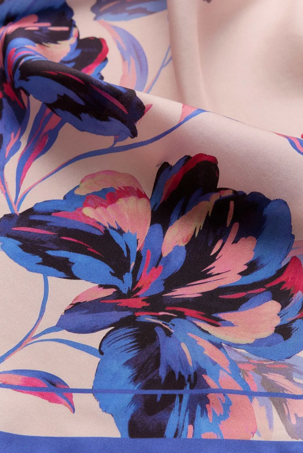 Hats, Scarves & Gloves>Trenery Silk Floral Neckerchief PinkSalt