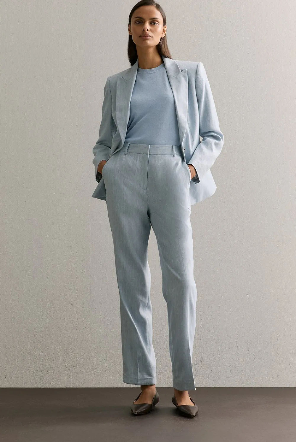 T-shirts & Tops>Trenery Silk Linen Luxury Blend T-shirt LightBlue