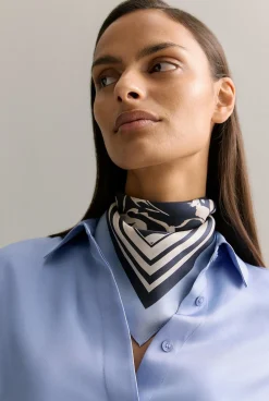 Hats, Scarves & Gloves>Trenery Silk Twill Floral Neckerchief NightSky