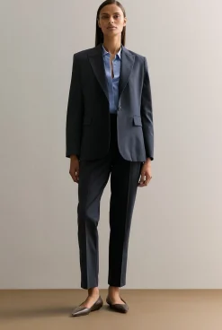 Outerwear><noscript><img width=